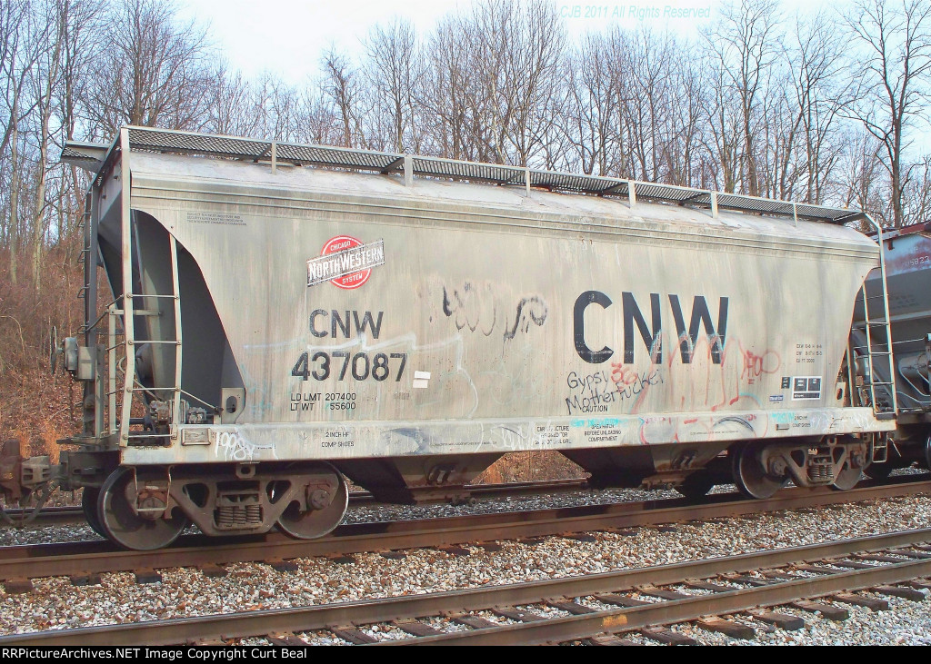 CNW 437087 